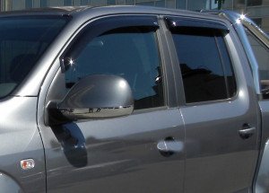 Дефлекторы окон передние+задние к-т 4шт темные Volkswagen Amarok 2009 + EGR 92496023B 92496023B фото