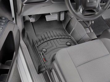Коврики автомобильные 3D Лайнеры передние Chevrolet Silverado 2500 2014 - 2018 черный WeatherTech 449651V 449651V. фото