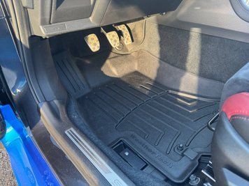 Килими автомобільні 3D Лайнери High Performance передні Subaru WRX 2015 - 2021 чорний WeatherTech 444391IM 444391IM.. фото
