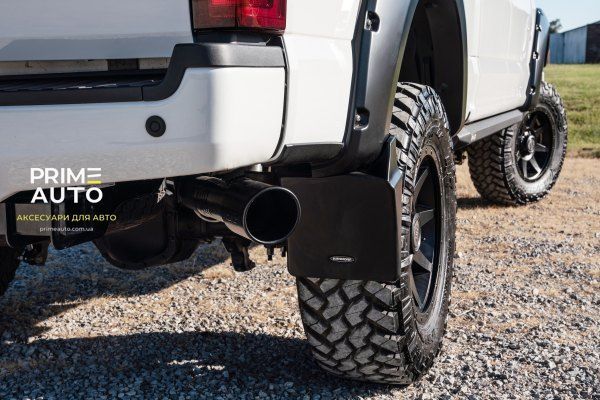 Брызговики задние Ford F-150 2015-2017 гладкие BLACK Bushwacker MUD-20092 MUD-20092:: фото