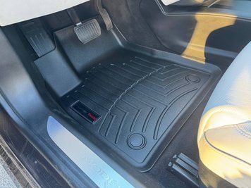 Килими автомобільні 3D Лайнери передні Tesla Model S 2020 чорний WeatherTech 448121 448121.. фото