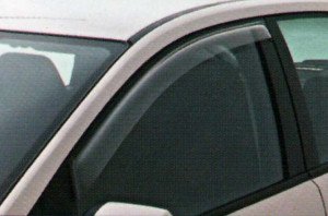 Дефлектори вікон передні к-т 2шт димчаті Nissan Micra 2010 - 2013 EGR 91263040B 91263040B фото