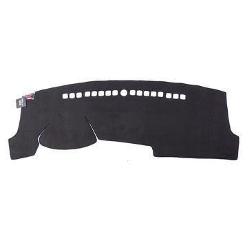 Коврик на приборную панель Hyundai Tucson 2005 - 2009 Wellvisors 3-777HY003 3-777HY003 фото