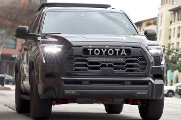 Передні фари Toyota Sequoia 2022-2024 Amber DRL LED NOVA серія AlphaRex 880871 880871. фото