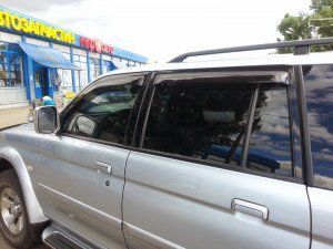 Дефлектори вікон передні+задні к-т 4шт темні Mitsubishi Pajero Sport 1999 - 2007 EGR 92460020B 92460020B фото