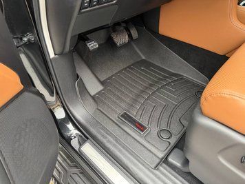 Коврики автомобильные 3D Лайнеры передние Infiniti QX80 2019 - 2025 черный WeatherTech 4415021 4415021 фото