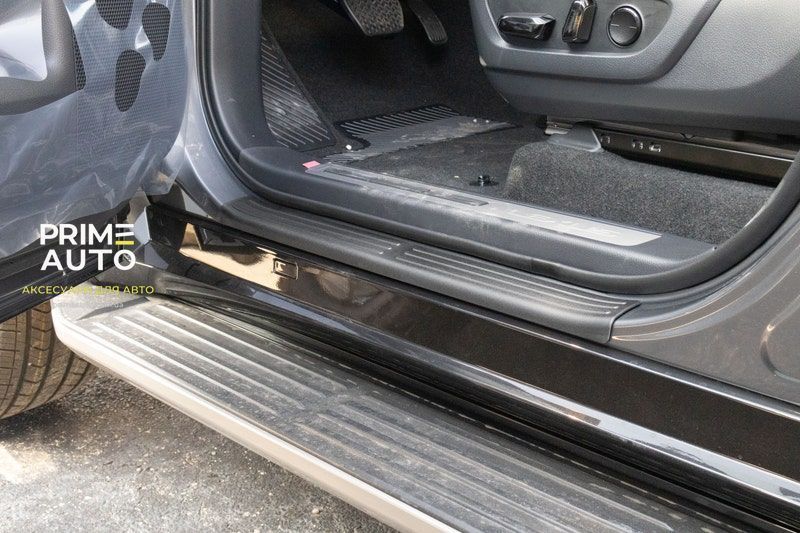 Накладки на пороги 4штуки Toyota RAV4/Plug-In /Hybrid 2019 - 2026 чорний WeatherTech ST001K1 ST001K1 фото