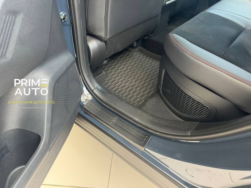 Накладки на пороги 4штуки Toyota RAV4/Plug-In /Hybrid 2019 - 2026 чорний WeatherTech ST001K1 ST001K1 фото