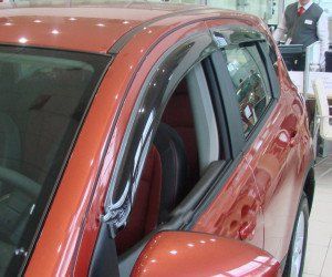 Дефлектори вікон передні+задні к-т 4шт темні Nissan Qashqai 2007 - 2013 EGR 92463031B 92463031B фото