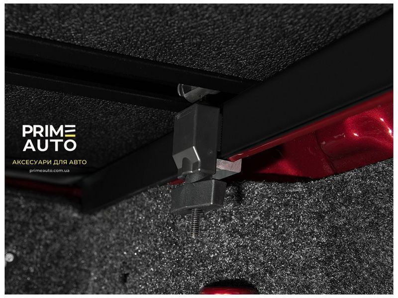 Кришка кузова Solid Fold 20 Toyota Hilux 2015 - 2020 матовый черный Extang 83640 83640 фото
