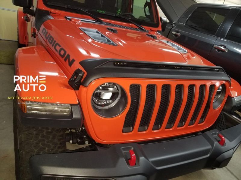 Дефлектор капота клеющий Aeroskin со светодиодной лентой черный матовый Jeep Wrangler JL 2018 - 2025 AVS 753156 753156 фото