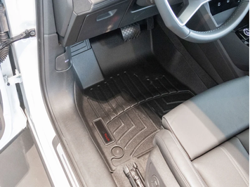 Килими автомобільні 3D Лайнери передні Audi Q6 e-tron 2025 чорний WeatherTech 4419241 4419241 фото