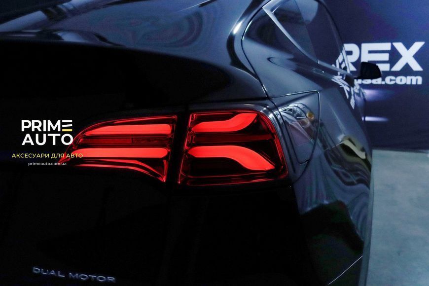 Задні ліхтарі Tesla Model 3 2022-2023 LED PRO серія вуглево-чорні AlphaRex 601030 601030. фото