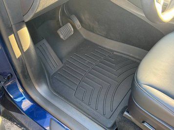 Килими автомобільні 3D Лайнери High Performance передні Tesla Model Y 2020 - 2025 чорний WeatherTech 4416491IM 4416491IM фото