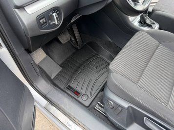 Килими автомобільні 3D Лайнери передні Volkswagen Sharan 2010 - 2022 чорний WeatherTech 4410931 4410931 фото