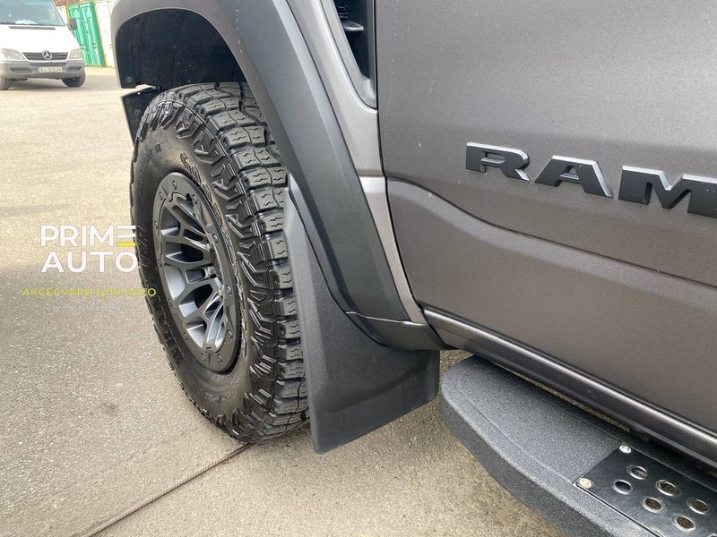 Брызговики передние 2штуки RAM;Dodge Ram 1500 TRX 2019 + WeatherTech 110137 110137 фото