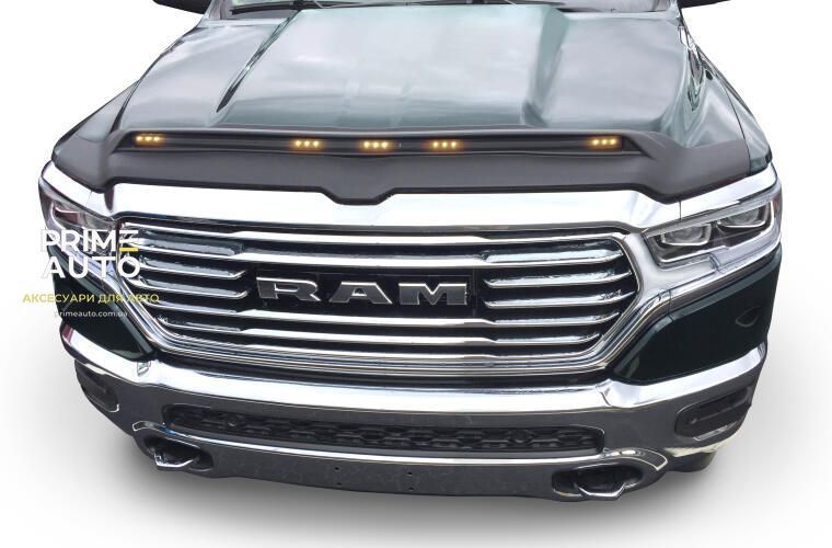 Дефлектор капота со светодиодной лентой Ram 1500 2019-2026 черный матовый AVS 753163 753163 фото