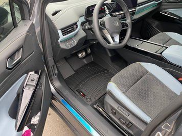 Килими автомобільні 3D Лайнери передні Audi Q4 e-tron 2022 - 2025 чорний WeatherTech 4416371 4416371.. фото