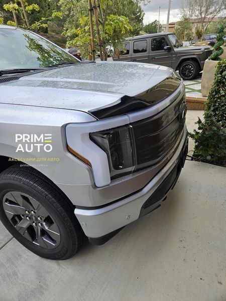 Дефлектор капоту клеючий Ford F-150 Lightning 2023-2025 Aeroskin темно-димчастий AVS 322223 322223 фото